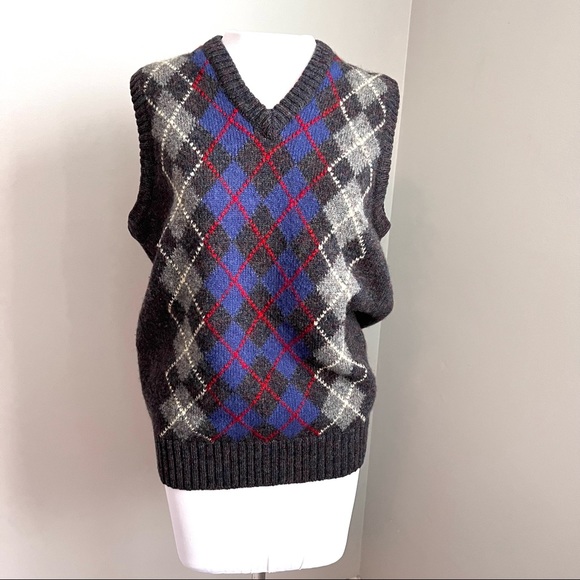 Vintage Scottish Wool Angus MacBain argyle sweater vest - Picture 4 of 9